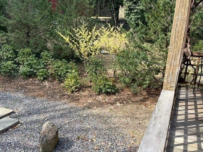 Building Photo - 38 Cumberland Ave