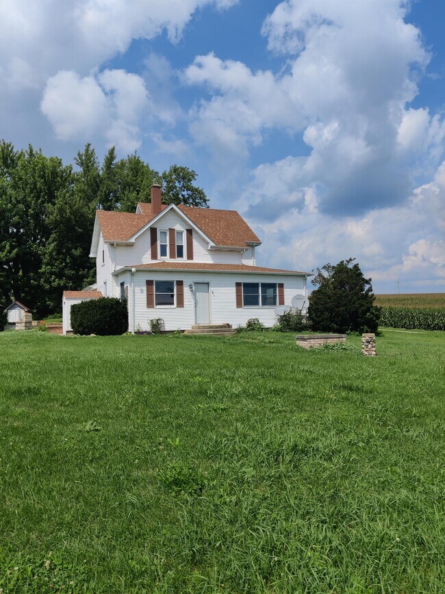 Building Photo - 1025 Paw Paw Rd