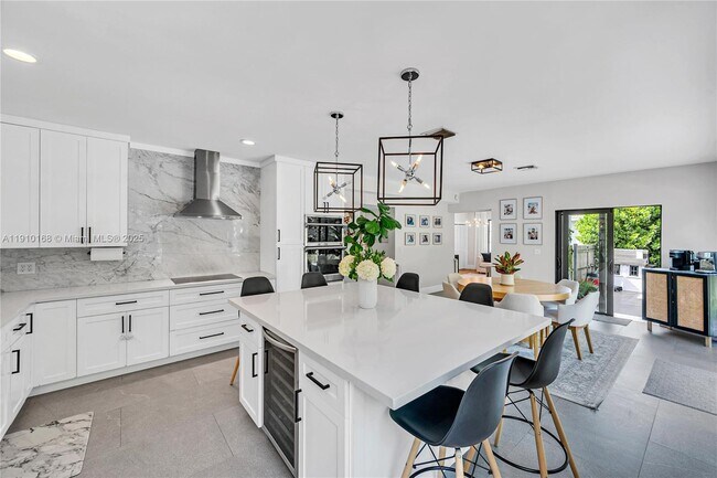 Building Photo - 1951 SW 23rd St