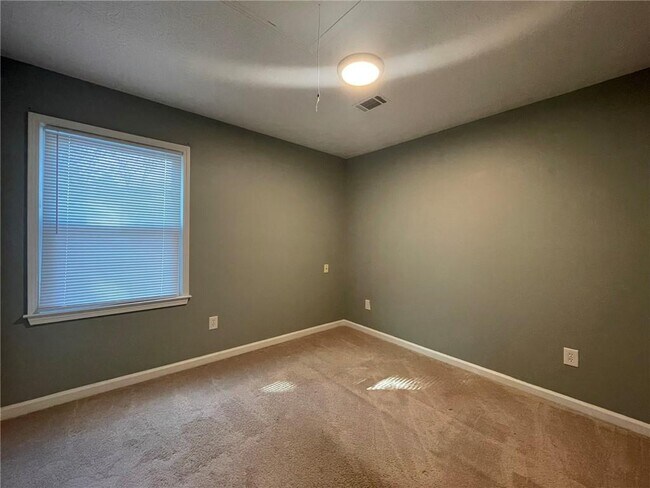 Building Photo - 3076 Mill Falls Ct