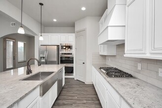 Building Photo - 22368 Misty Woods Ln