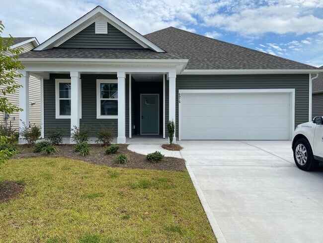 Building Photo - Welcome to your dream home in the heart of Leland, NC.