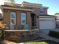 Building Photo - Hidden Meadows Executive 4bd 2.15 ba Home