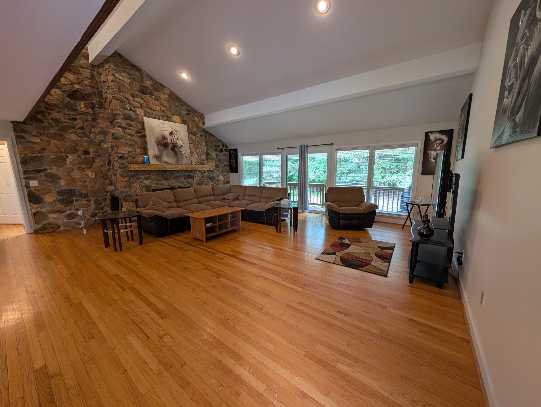 Building Photo - Room in House on Ranson Rd