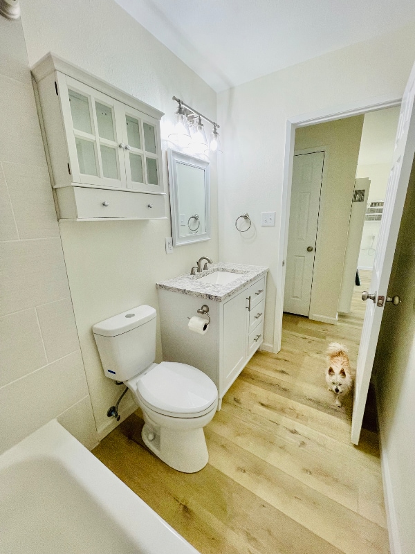 Building Photo - 1812 Rose Ave