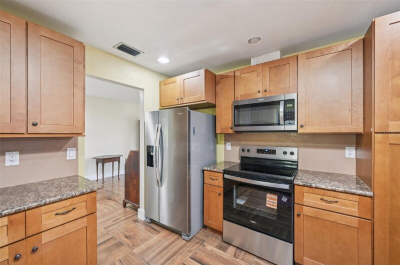 Building Photo - 1330 McCrory St