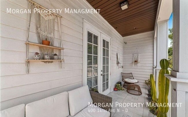 Building Photo - 400 14th Ave N