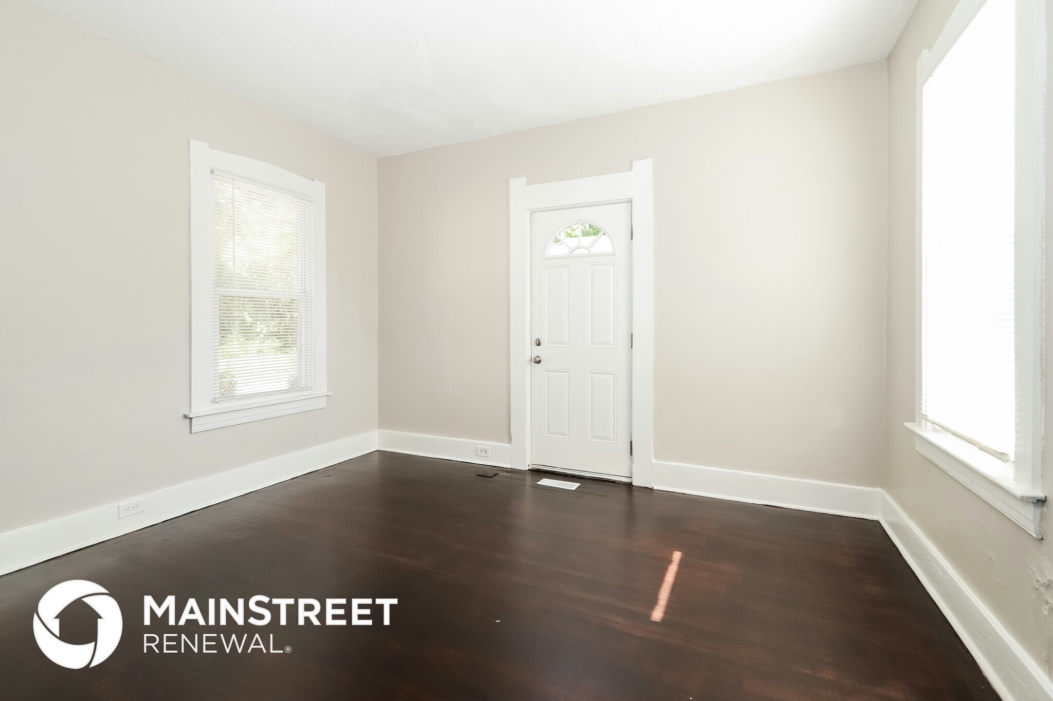 Building Photo - 3710 Vermont Ave