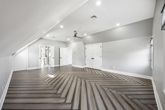 Building Photo - 2-45 Arleigh Rd
