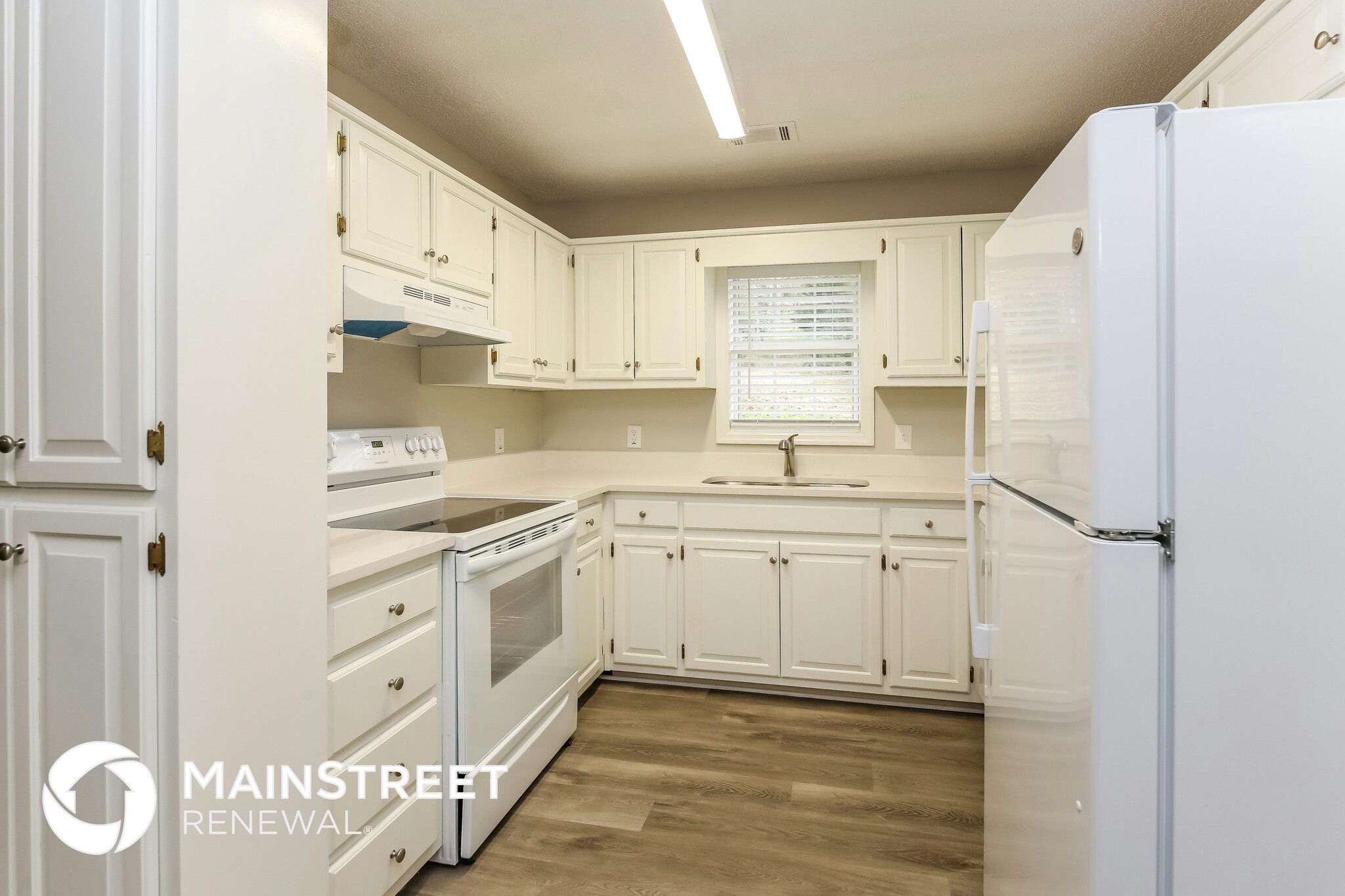 Building Photo - 2535 Valient Dr