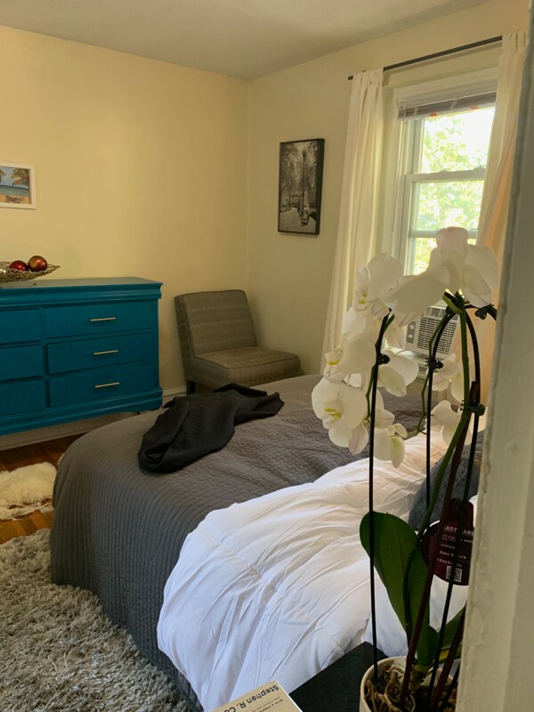 Building Photo - 00 W 21st St