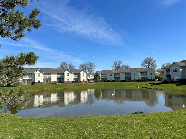 Building Photo - 6012 Castleford Dr