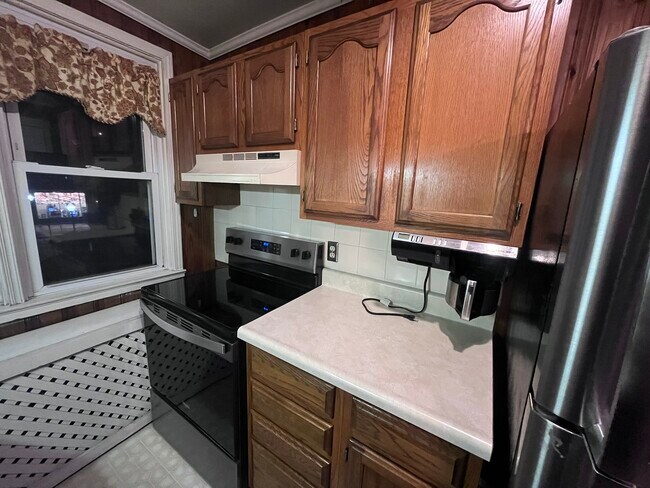 Building Photo - Sunbury Building