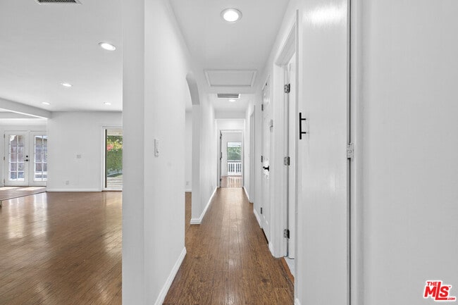 Building Photo - 4949 San Feliciano Dr