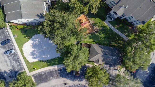 Building Photo - 18332 Bridle Club Dr