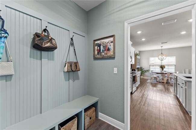 Building Photo - 6346 Blueberry court