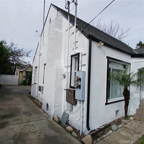 Building Photo - 5715 Case Ave