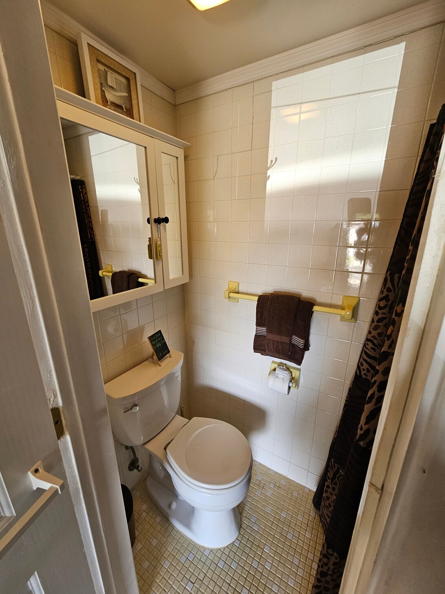 Bath room with shower - 3931 Sail Dr