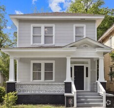 Building Photo - Large Downtown 2BR/2BR House For Rent