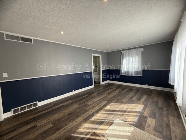 Building Photo - 1202 Cleveland St