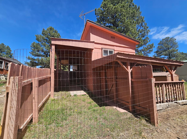 Building Photo - 327 Canyon Cir