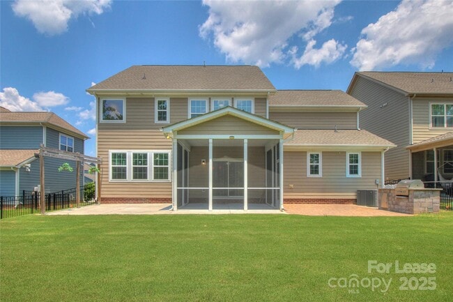 Building Photo - 3013 Hamilton Mill Dr