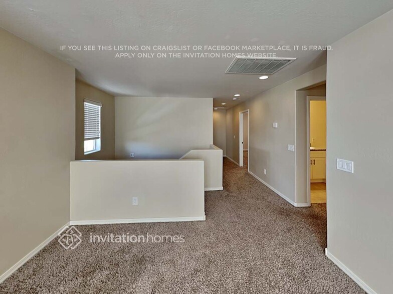 Building Photo - 1191 N 164th Ave