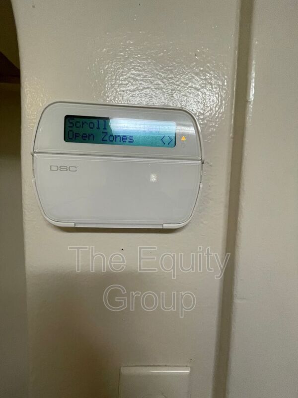 Building Photo - 939 Chinowth St