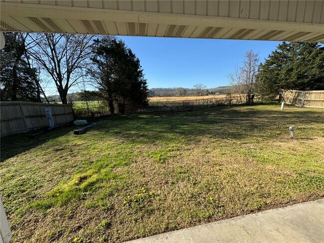 Building Photo - 1457 Prairie View Ave