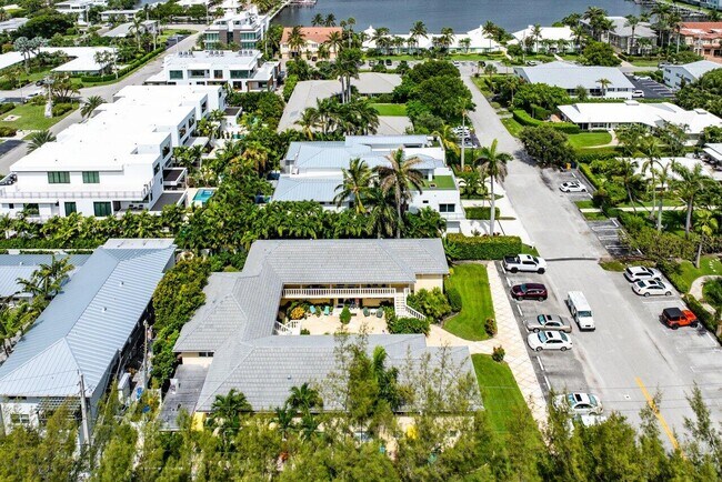 Building Photo - 1030 Langer Way