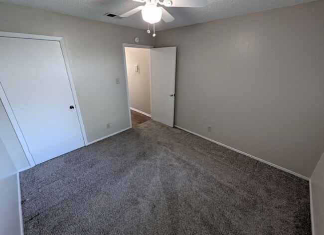 Building Photo - Amazing four-plex unit ready for immediate...