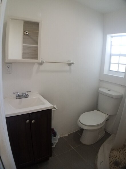 Building Photo - 2235 SW 16th Ter