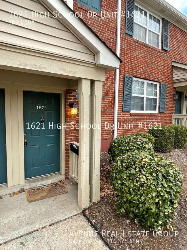 Building Photo - 1621 High School Dr