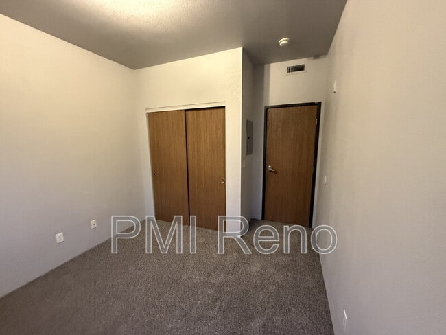 Building Photo - 1600 I St