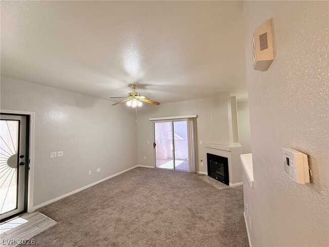 Building Photo - 2113 Echo Bay St