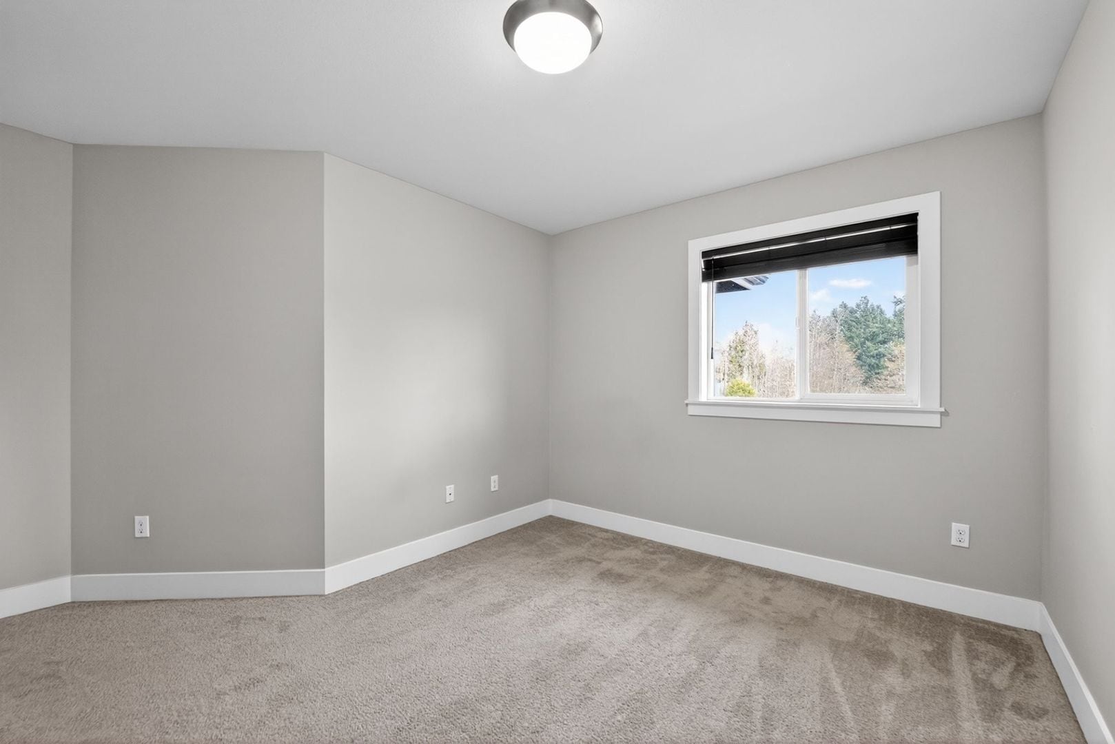 Building Photo - 14210 57th Ave E