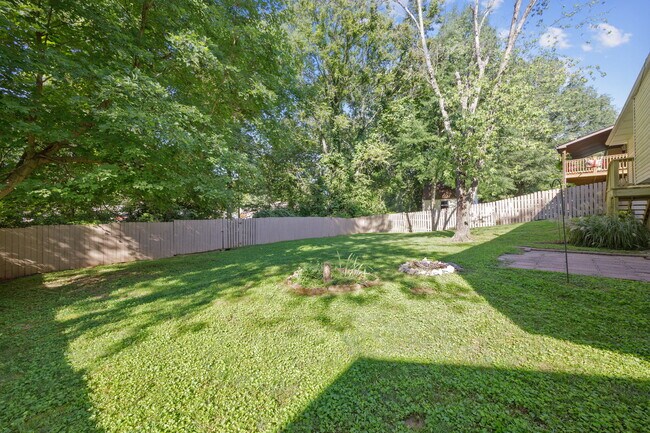 Building Photo - 1806 Partridge Dr