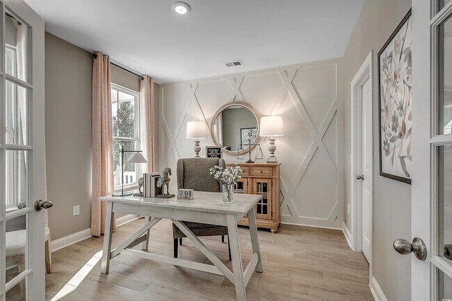 Building Photo - 5435 Shelly Lynn Dr