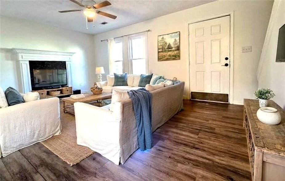 Building Photo - 115 Woodberry Ct