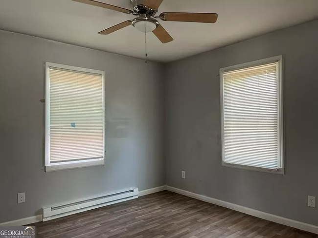Building Photo - 2641 Deeb Dr