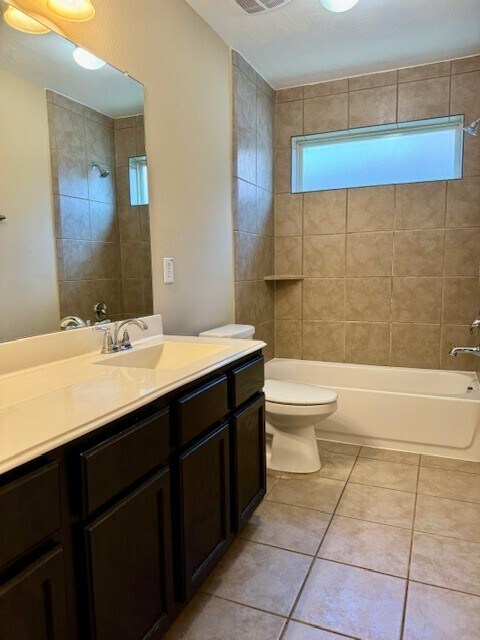 Building Photo - 21914 Cascade Hollow Ln