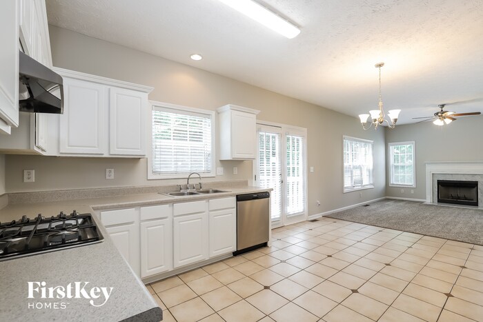 Building Photo - 5540 Stephens Mill Dr