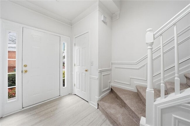 Building Photo - 3349 Lathenview Ct