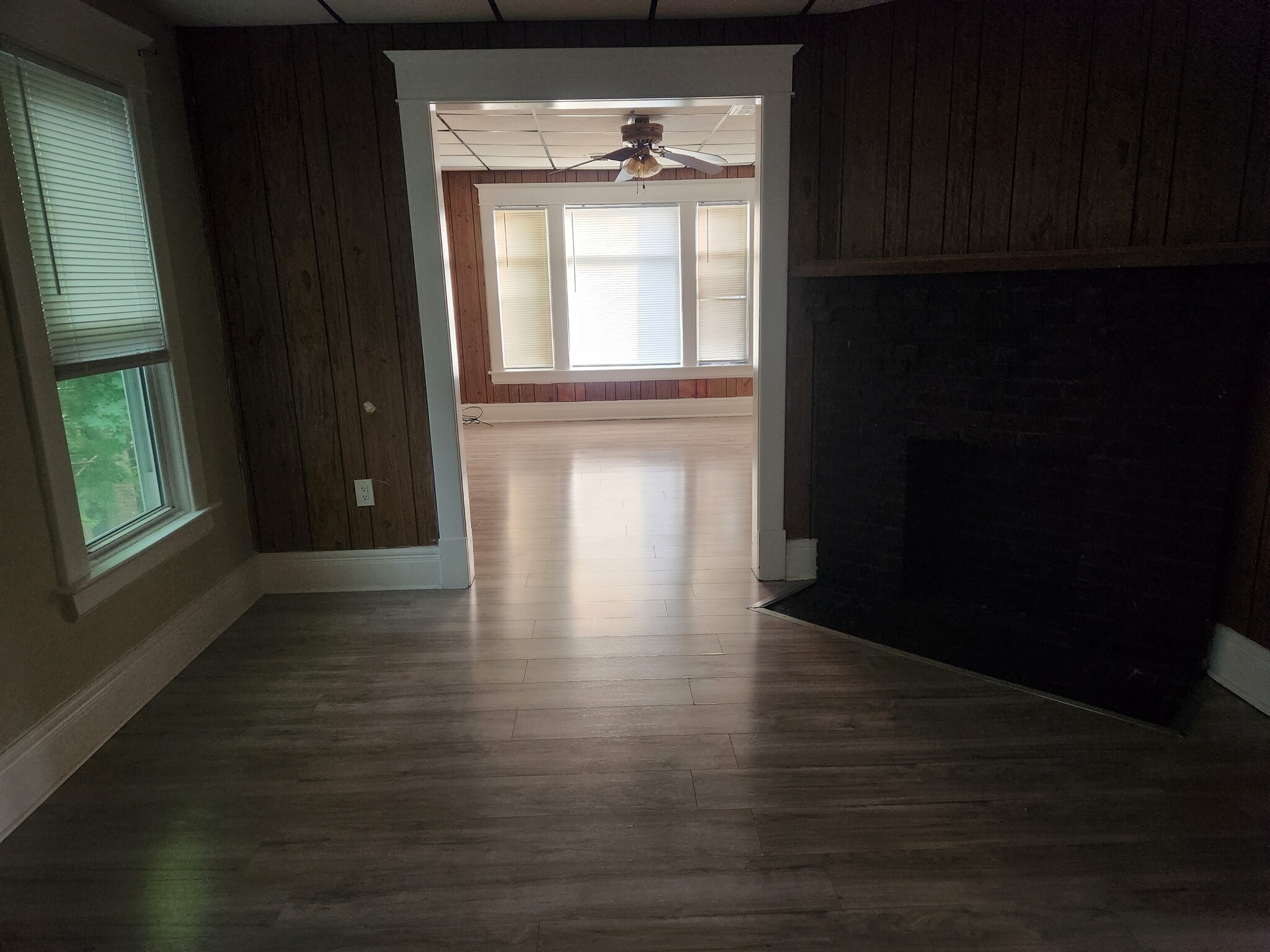 Living room and family room - 1864 Seneca St