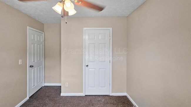 Building Photo - 4636 Forest Creek Ln