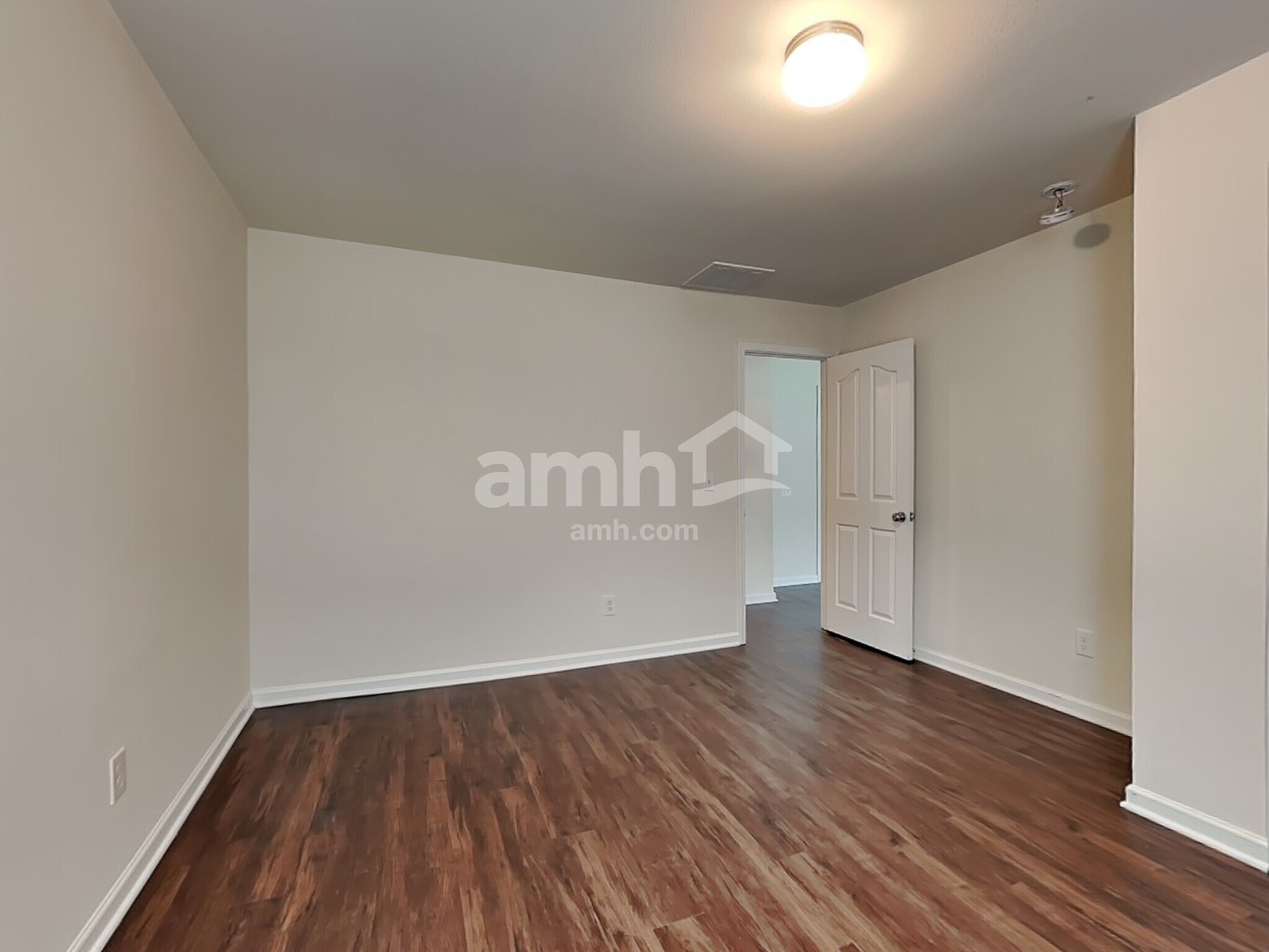 Building Photo - 4844 Old Towne Village Cir