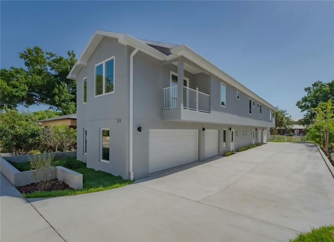Building Photo - 310 Hibiscus St
