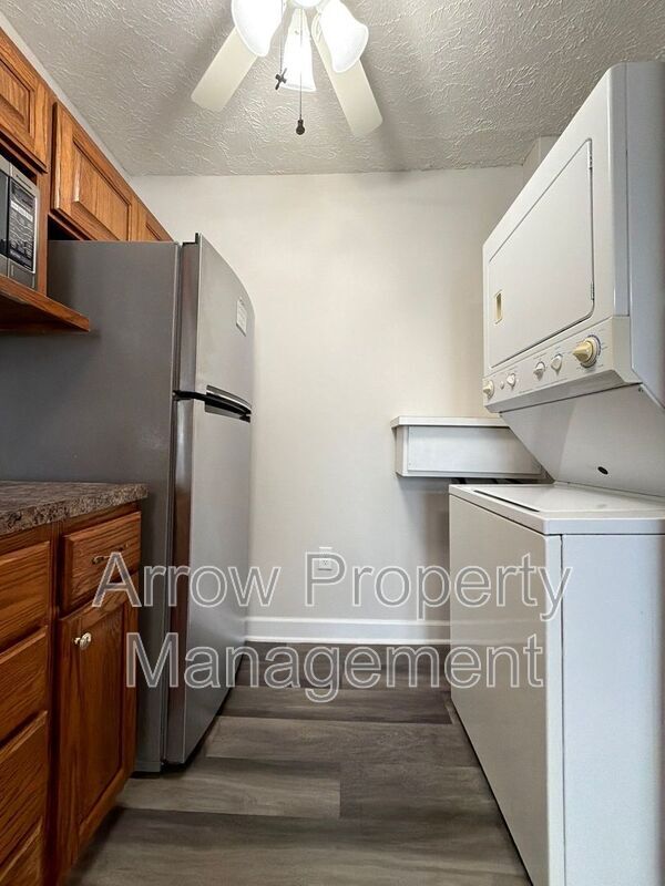 Building Photo - 2068 S 18th St