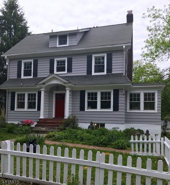 Primary Photo - 119 Alexander Ave