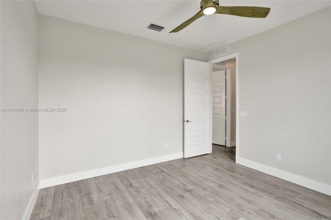 Building Photo - 10795 Oceano Wy